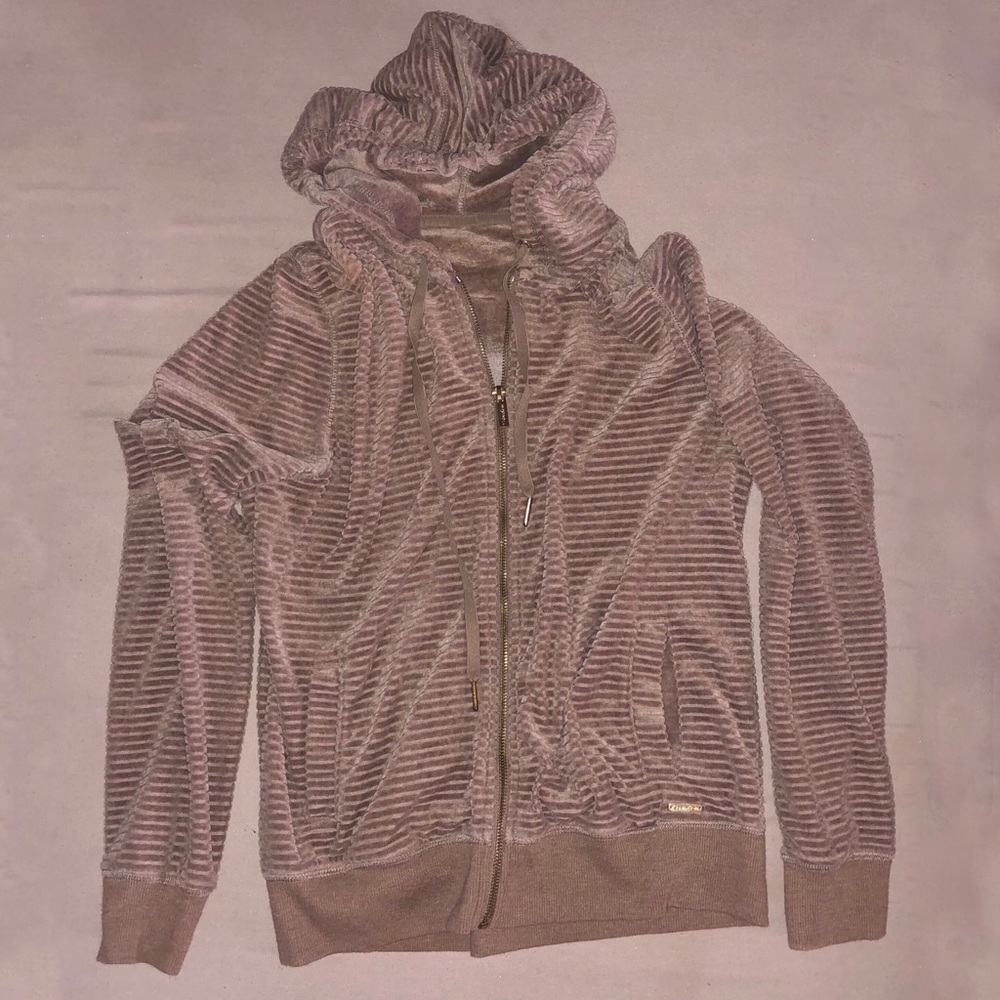3/$20 Calvin Klein hoodie